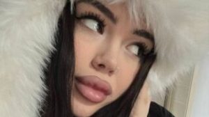 CherlynDarm live video image