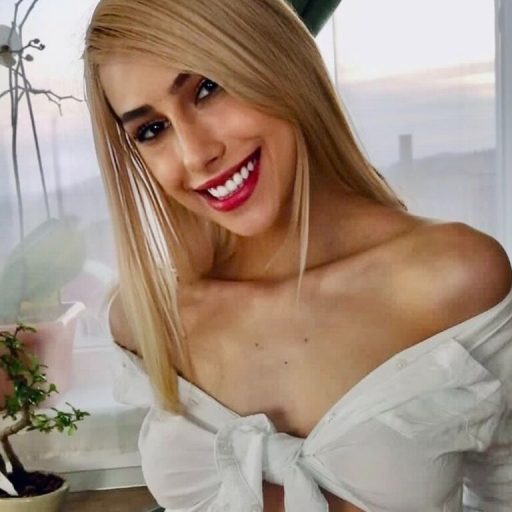 ChiaraMoretti photos webcam image