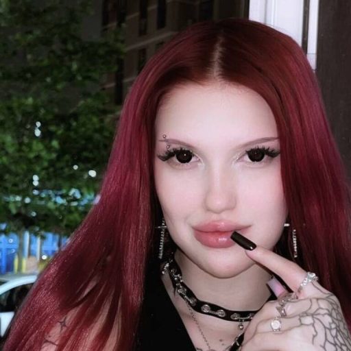 ChiquitaTootle pussy show image