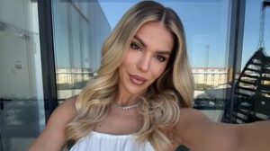 ChloeAmbre pictures toy image