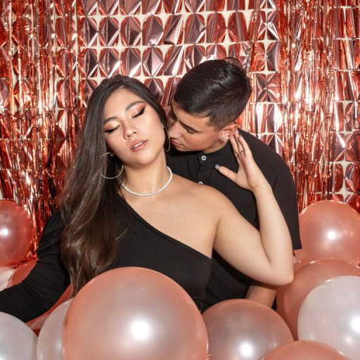 ChloeAndAdam toy jasmin image