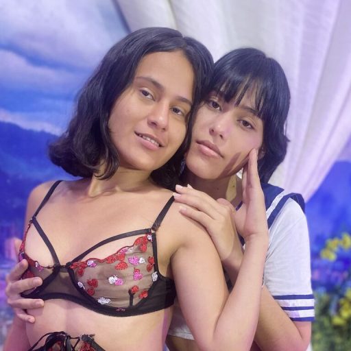 ChloeAndAmberr free dildo image