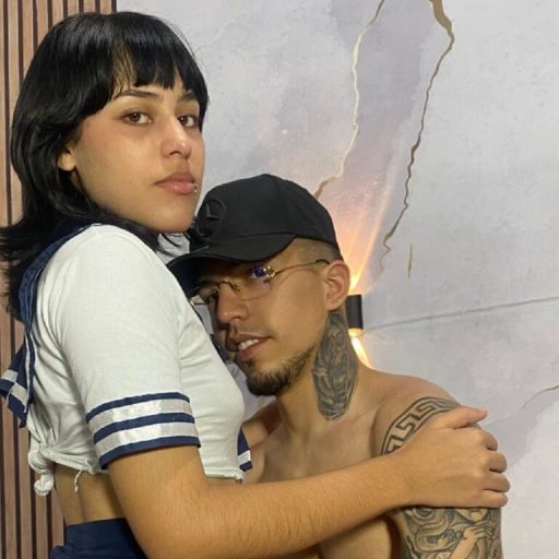 ChloeAndTyler live video image