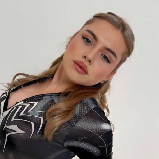 ChloeHollyberry lj cam image