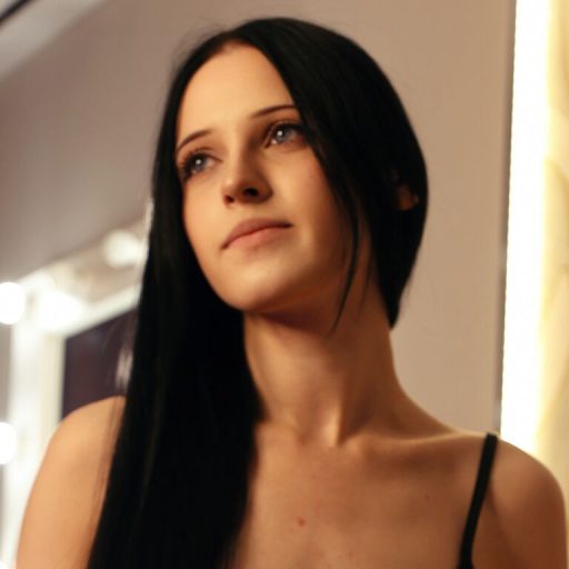 ChloeKingsley pictures toy image