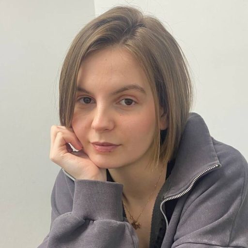 ClaraLucas shows recorded image