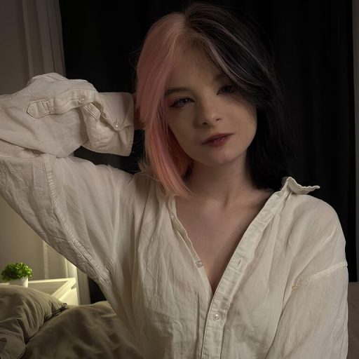 ClaudineKrentz ass vibrator image