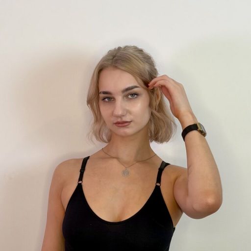 CleoHarringtons online shows image