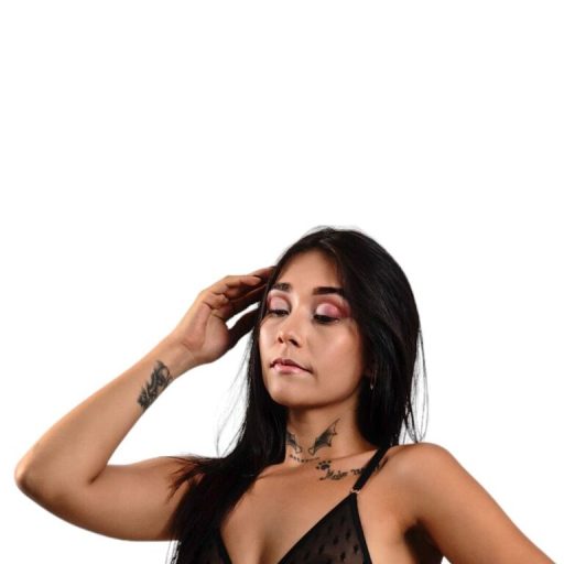 ClhoeKhalifa vibrator lj image