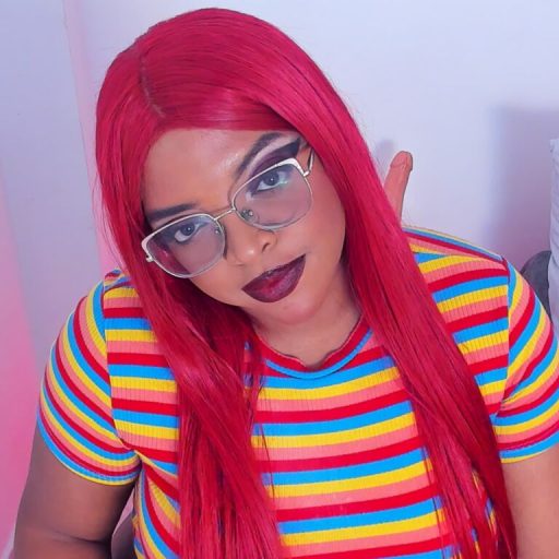 ConieLaurenth amateur lush image