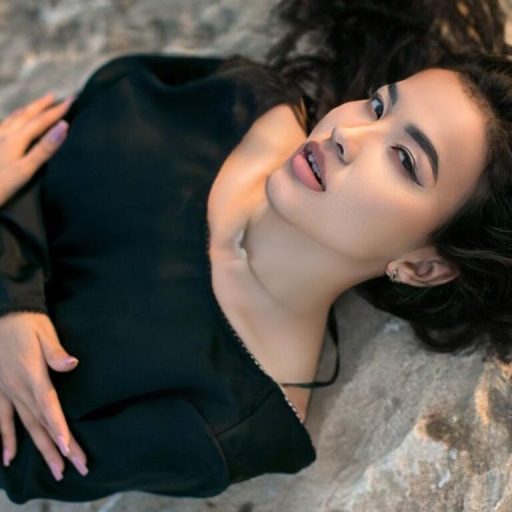 CordeliaNorton cam naked image