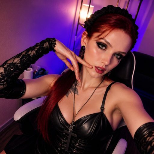 CrimsonMarquise show fingering image