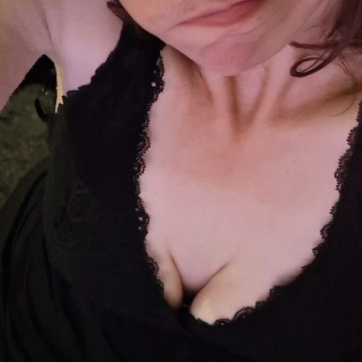 Curyladynl ass vibrator image