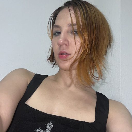 CutiePose shows recorded image