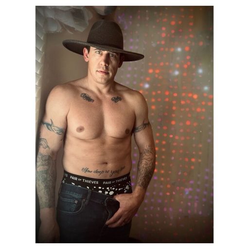 DamienSlik live video image