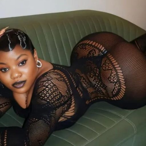 DaniellaBrow online shows image