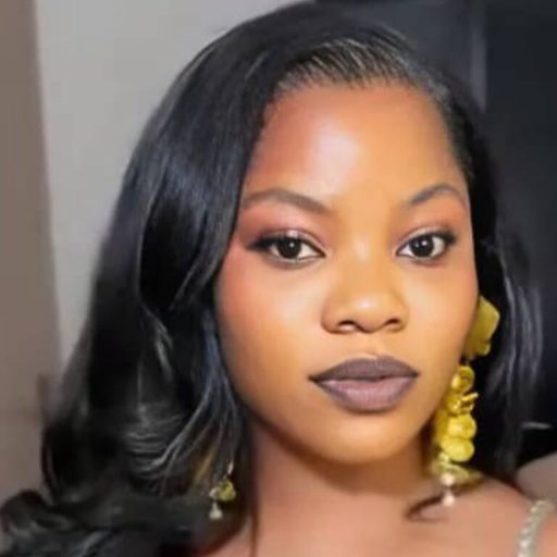 DaniellaBrow online shows image