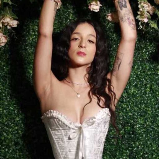 DaniellaGomez fingering ass image