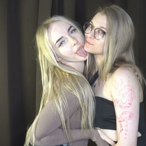 DarelAndPortia fingering ass image