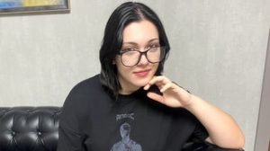 DarlenaHalls preview