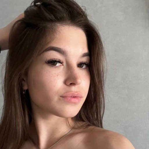 DarlineAugeri naked porn image