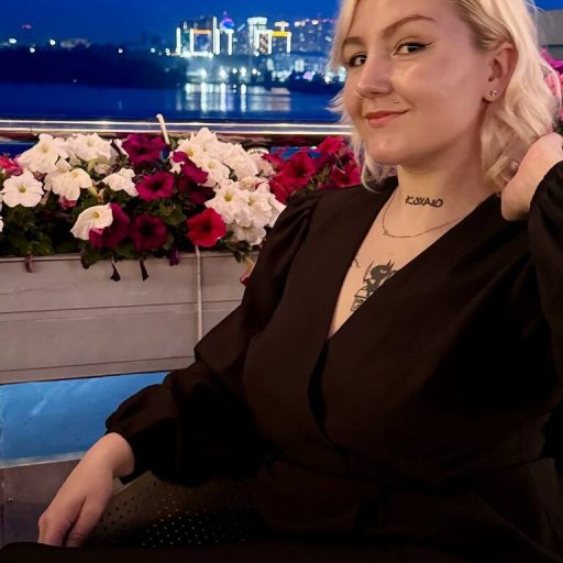 DebbieTay free dildo image