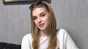 DeboraHopson preview