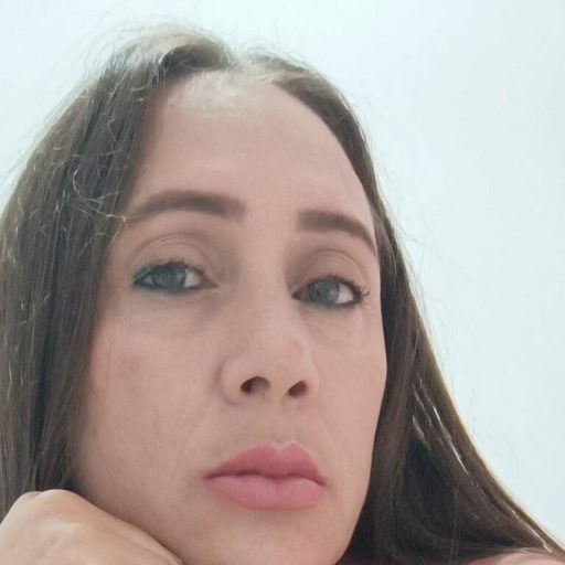 DebyFox cam naked image