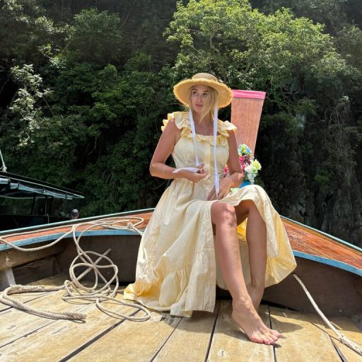 DelaineClowerd jasmin online image