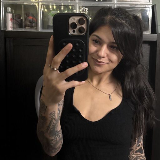 Delilahflower pussy show image