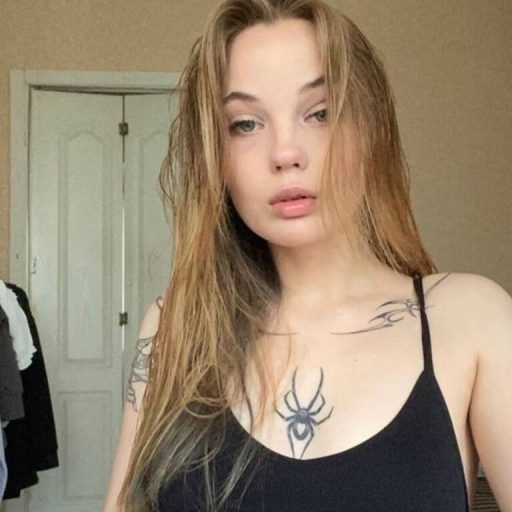 DungDelph naked porn image