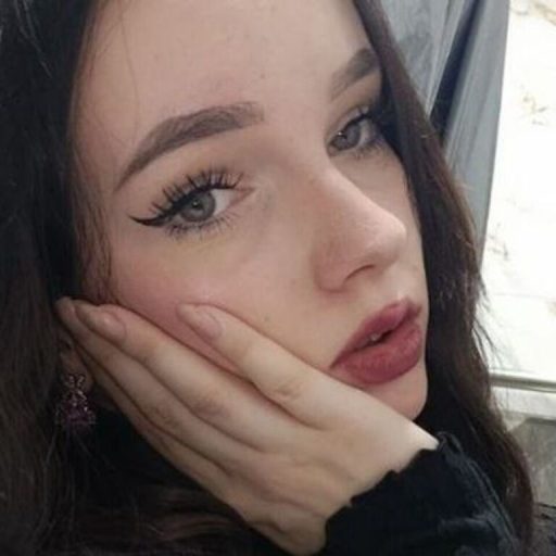 EbonieGowins pictures toy image