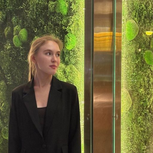 EdaNoreikaite real strip image