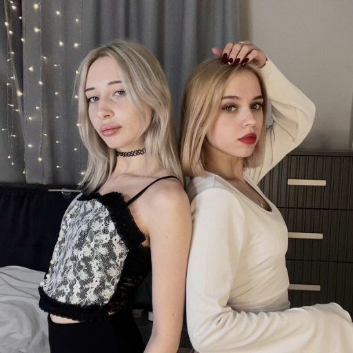 EdithaAndGemma amateur lush image