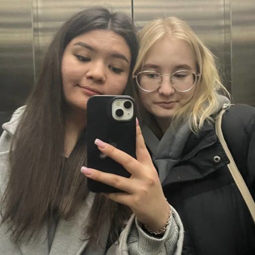 EdythAndLilian fingering ass image