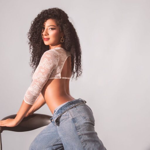 EimmyNovak real strip image