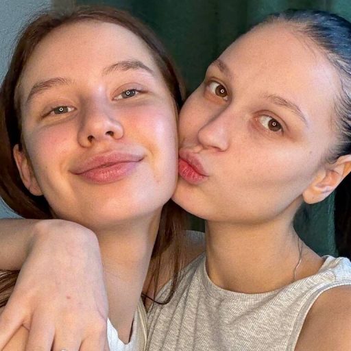 ElaAndTosha video photos image