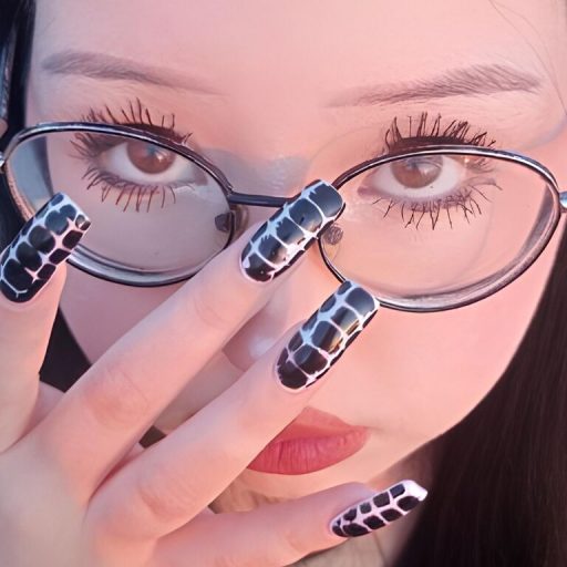 ElaineReiber cam naked image