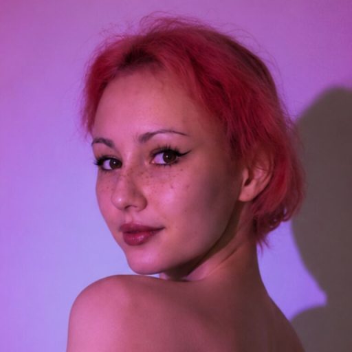 ElanaHelfert recorded live image