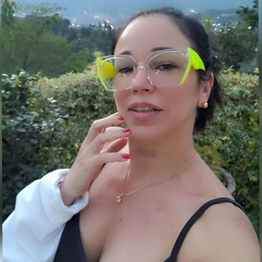 ElenaWura online shows image
