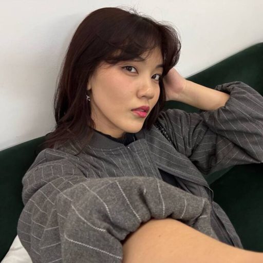 EleneClarkston live video image