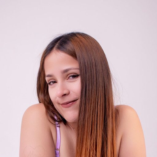 ElisabetLot amateur lush image