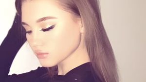 EliseMorisa preview