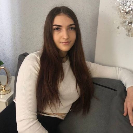 ElizabetLewis recorded live image