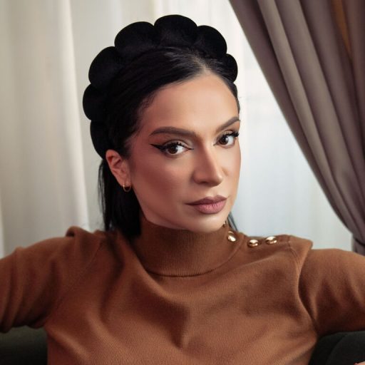 ElizabethChantal recorded live image