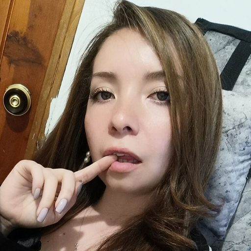 ElizabethJames video photos image