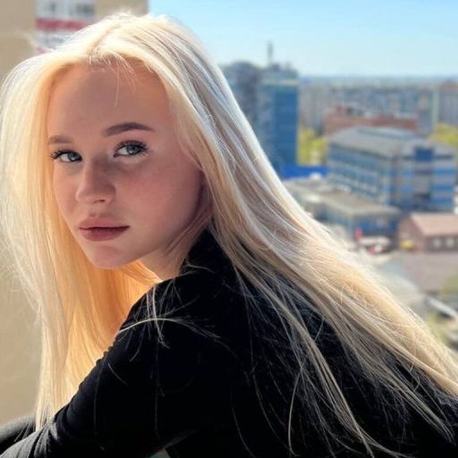 ElizabettGrey free dildo image