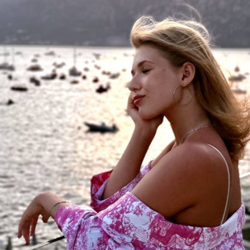 ElizbethPaley real strip image