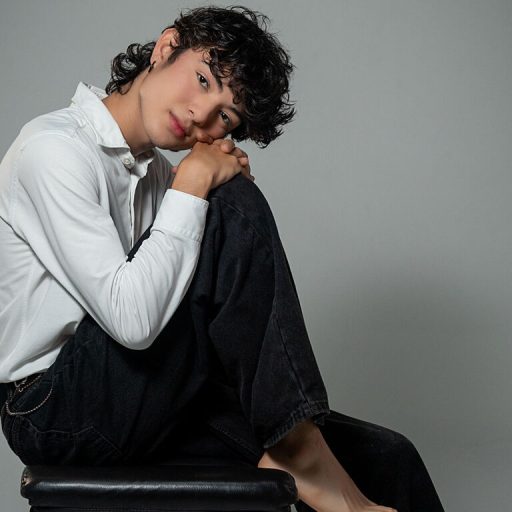 ElliotFontaine shows recorded image