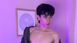 ElliotMillard livesex pussy image